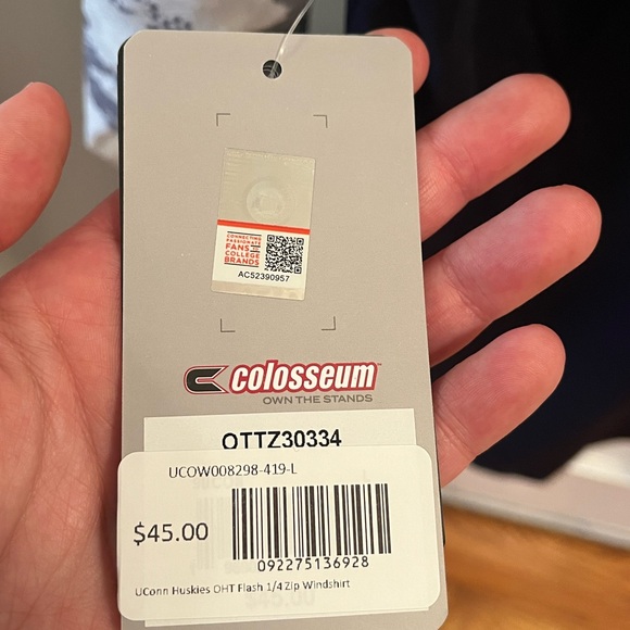 UConn Huskies Women’s Colosseum Quarter Zip - Picture 3 of 4